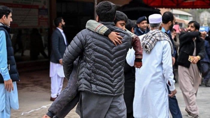 Ledakan Maut Guncang Masjid di Pakistan, Belasan Orang Meninggal