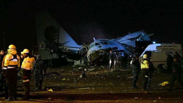 Pesawat Kargo Pengangkut Uang Tunai Jatuh di Bolivia, 15 Orang Tewas