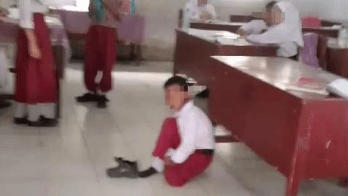 Miris! Siswa SD di Medan Terpaksa Belajar di Lantai karena Tunggakan SPP